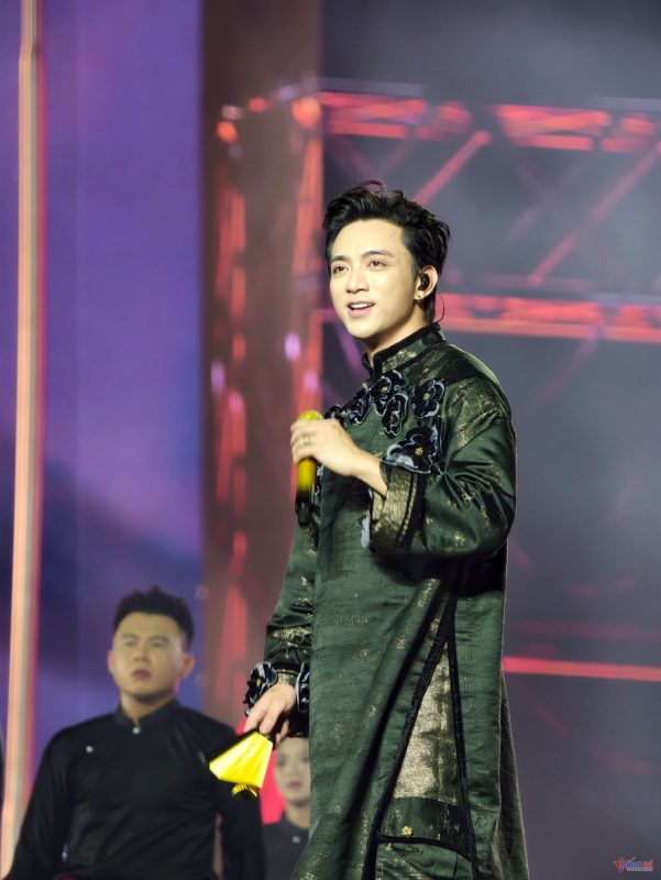 “Tổ quốc trong tim” tại Vạn Phúc City